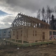 Фото готовых работ - Дом 10.5х9.0 м. из проф. бруса камерной сушки