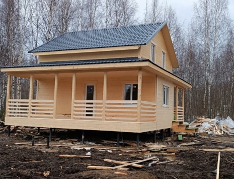 Фото готовых работ - Каркасный дом 7х8 м + терраса 2,5х8 м.